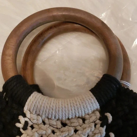 NWT Laude The Label Gabby Mini Macrame Bag Wood Ring Handles Black Ecru - Picture 2 of 9
